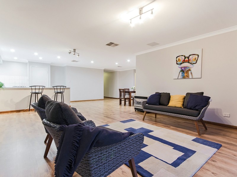 3 Hunter way, Bertram WA 6167