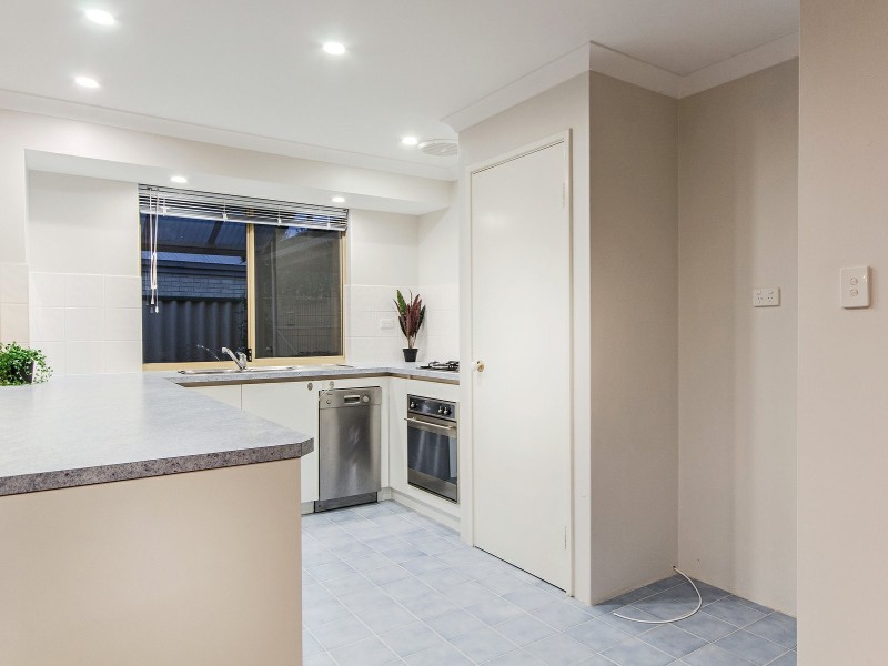 3 Hunter way, Bertram WA 6167