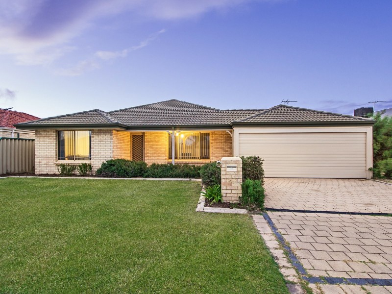 3 Hunter way, Bertram WA 6167