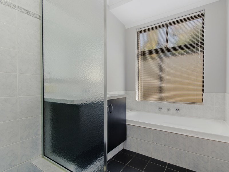 90 Centennial Ave, Bertram WA 6167