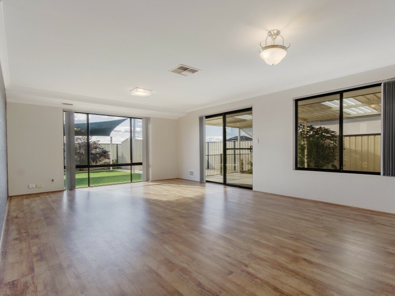 90 Centennial Ave, Bertram WA 6167