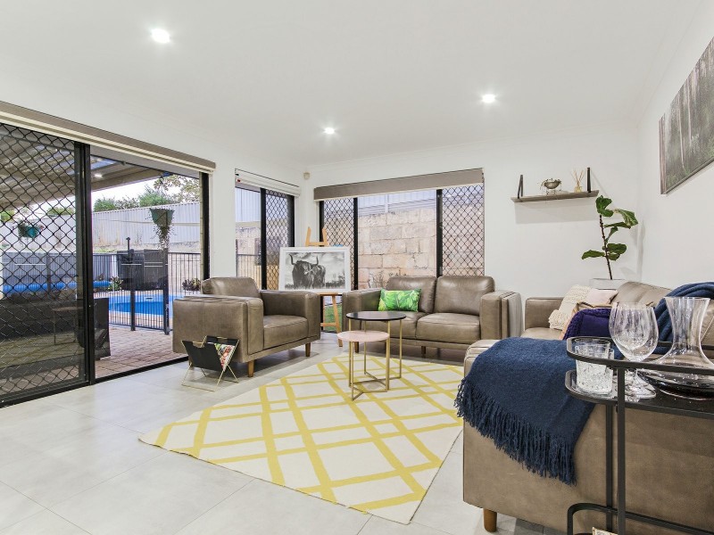 19 Lincoln Mews, Orelia WA 6167