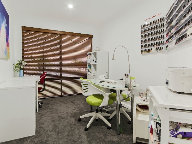 19 Lincoln Mews, Orelia WA 6167