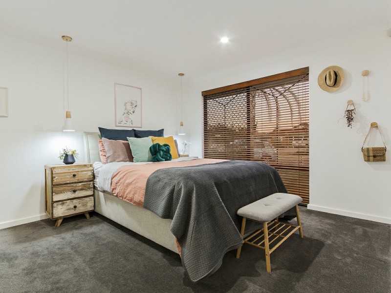 19 Lincoln Mews, Orelia WA 6167