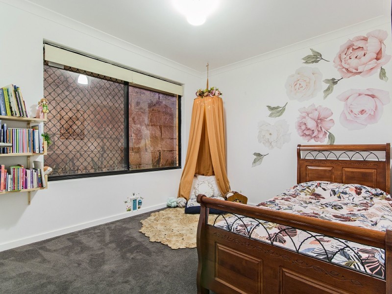 19 Lincoln Mews, Orelia WA 6167