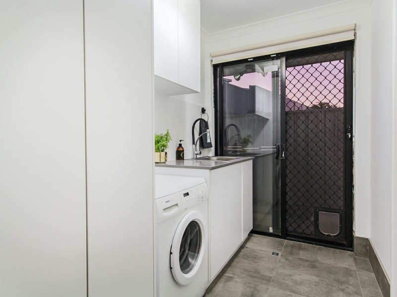 19 Lincoln Mews, Orelia WA 6167