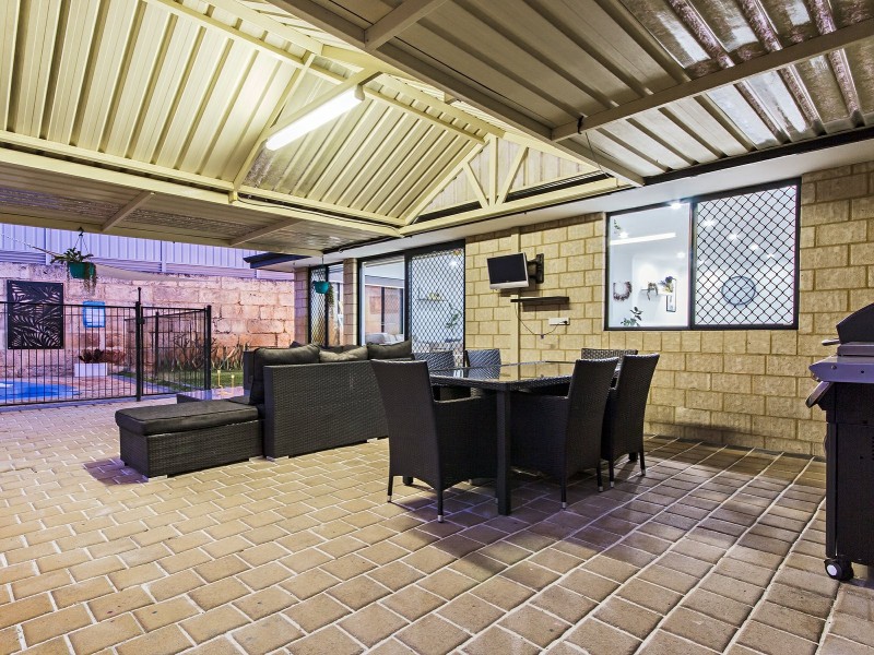 19 Lincoln Mews, Orelia WA 6167