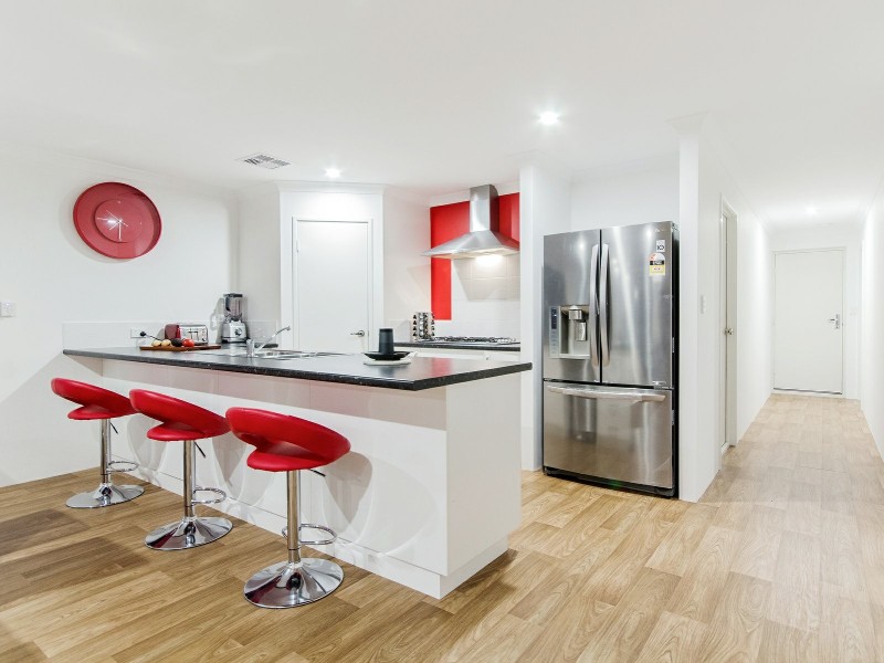 22 Dolomite Ave, Wellard WA 6170