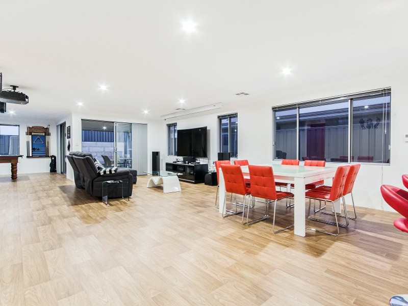 22 Dolomite Ave, Wellard WA 6170