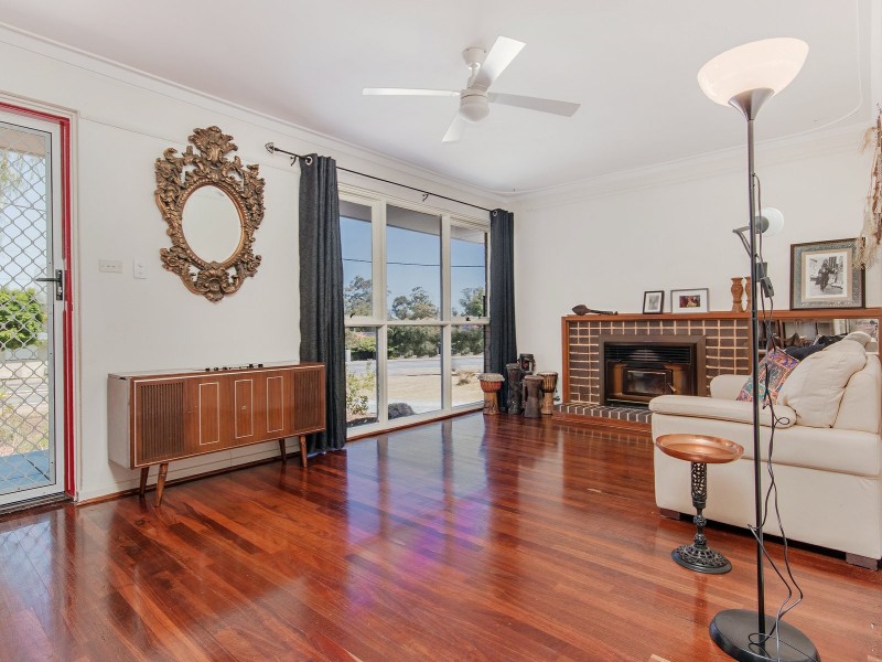 130 Calista Ave, Calista WA 6167