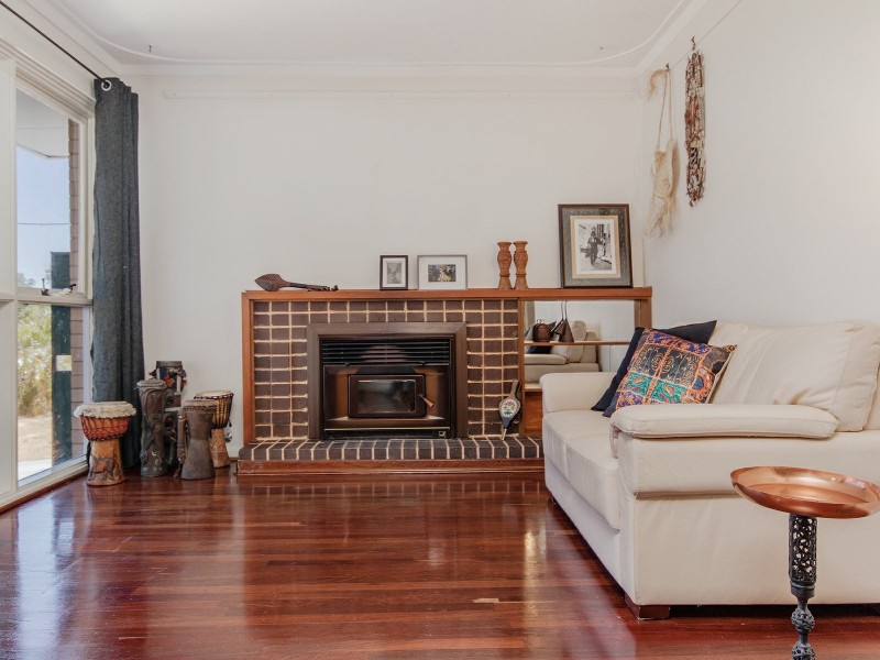 130 Calista Ave, Calista WA 6167