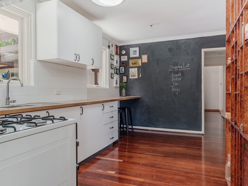 130 Calista Ave, Calista WA 6167