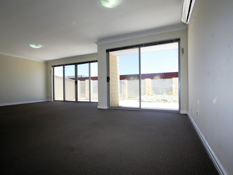 20 Peel Row, Kwinana Town Centre WA 6167