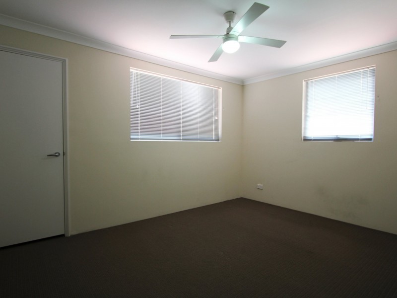 20 Peel Row, Kwinana Town Centre WA 6167