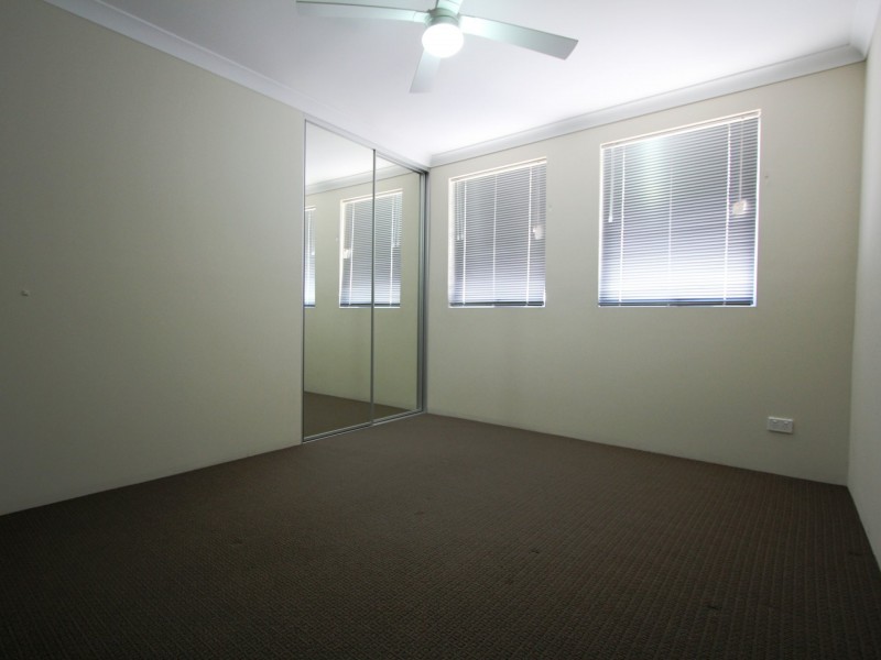 20 Peel Row, Kwinana Town Centre WA 6167