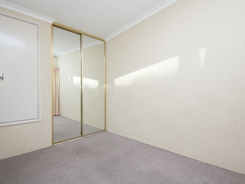 9/2 Elmslie Street, Orelia WA 6167