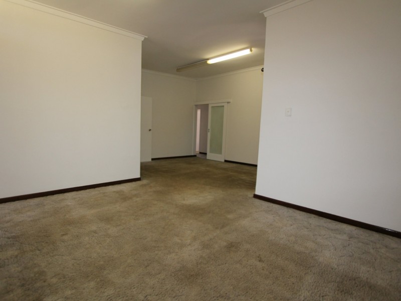99 Read Street, Rockingham WA 6168