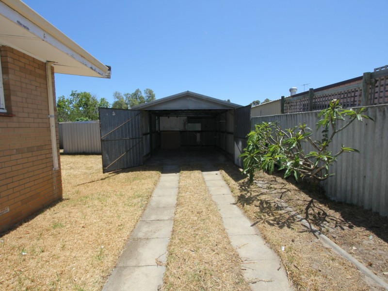99 Read Street, Rockingham WA 6168