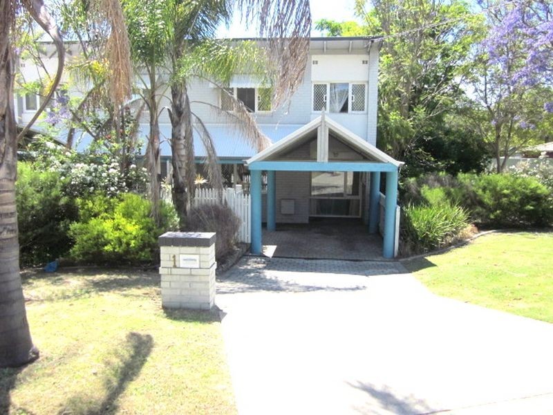 1/2 Elmslie Street, Orelia WA 6167