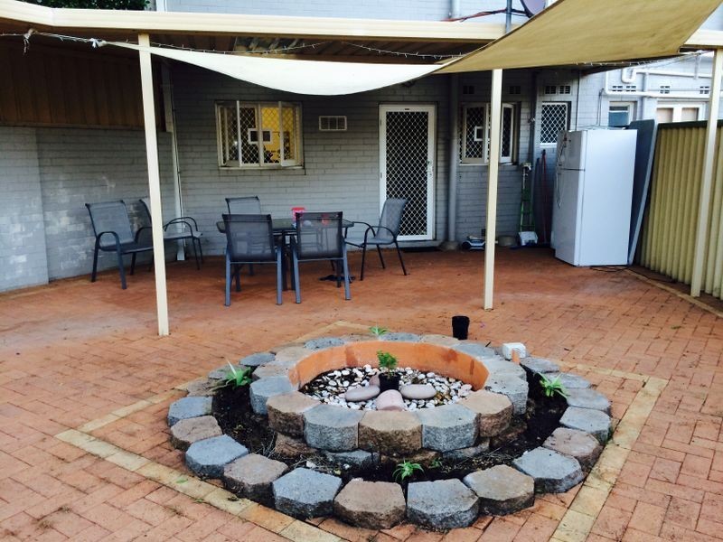 1/2 Elmslie Street, Orelia WA 6167
