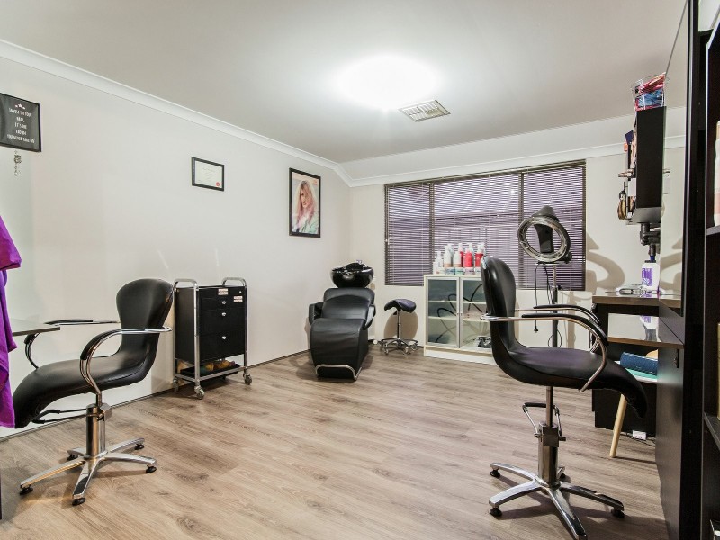 5 Halstead Turn, Wellard WA 6170