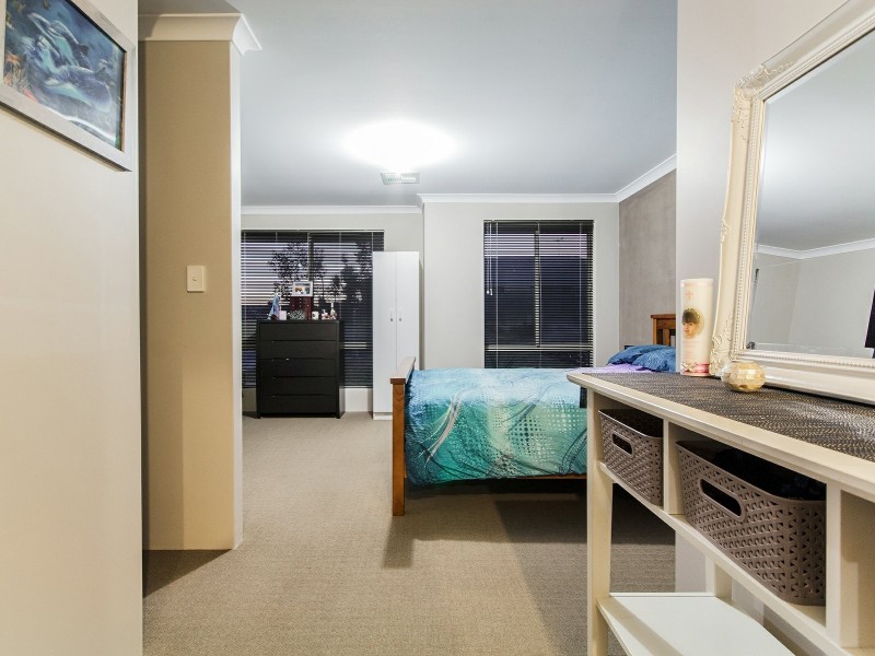5 Halstead Turn, Wellard WA 6170