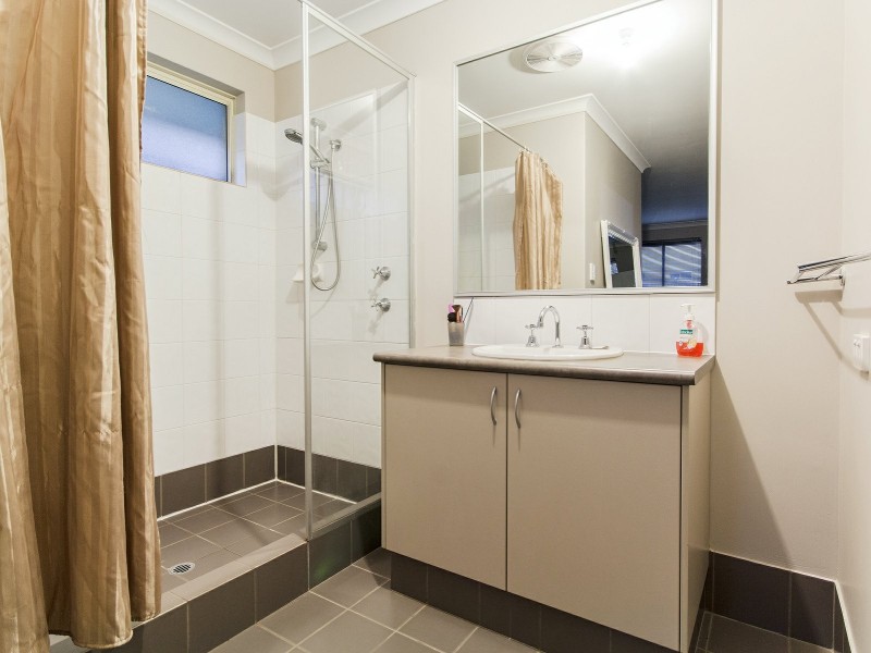 5 Halstead Turn, Wellard WA 6170