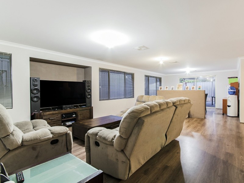 5 Halstead Turn, Wellard WA 6170