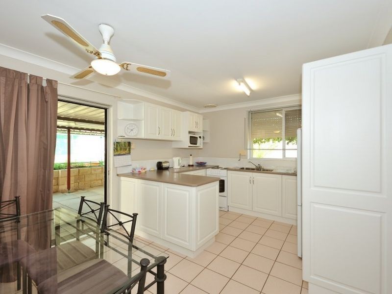 40 Madden Way, Parmelia WA 6167