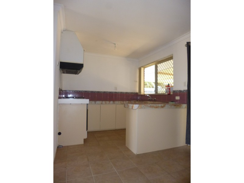 20 Tanson Road, Parmelia WA 6167