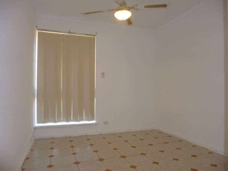 20 Tanson Road, Parmelia WA 6167