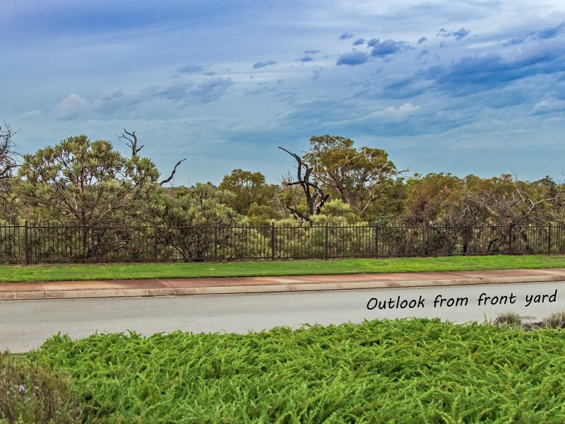 17 Belvoir Crescent, Orelia WA 6167