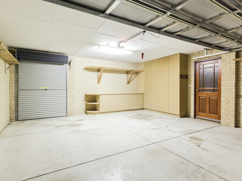 17 Belvoir Crescent, Orelia WA 6167