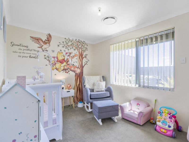 7 Alton Way, Parmelia WA 6167