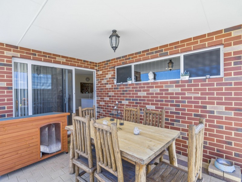 7 Alton Way, Parmelia WA 6167