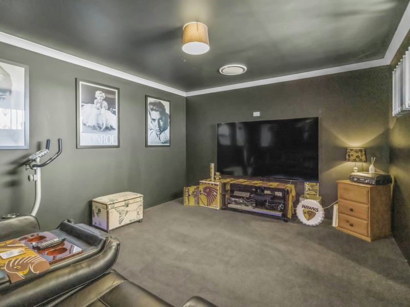 7 Alton Way, Parmelia WA 6167