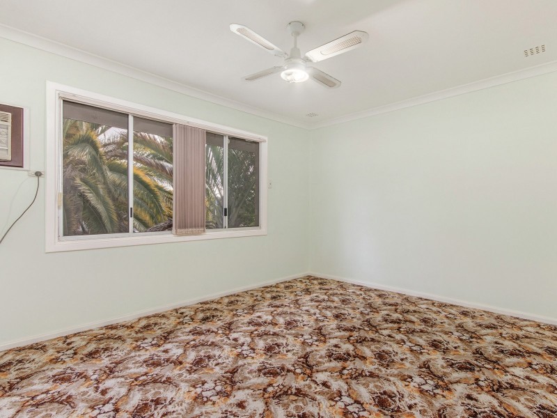 25 Dawson Way, Parmelia WA 6167
