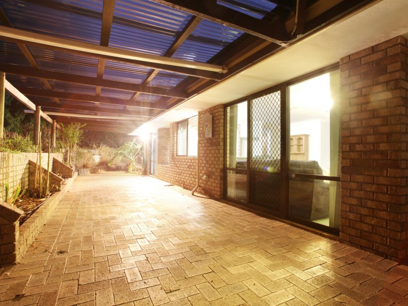 31 Tristram Gardens, Parmelia WA 6167