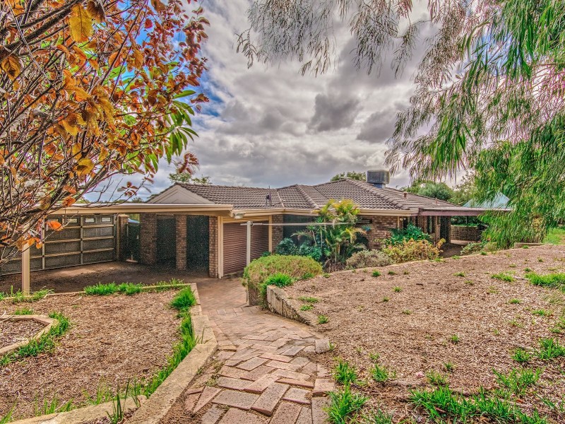 31 Tristram Gardens, Parmelia WA 6167