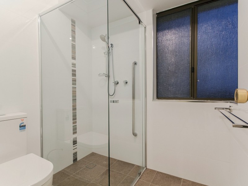7 Rainie Place, Parmelia WA 6167