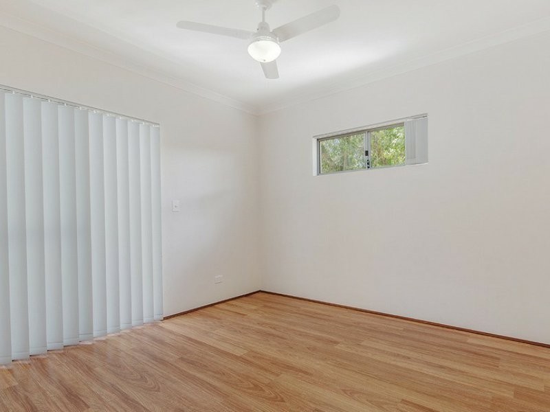 71b Perham Crescent, Leda WA 6170