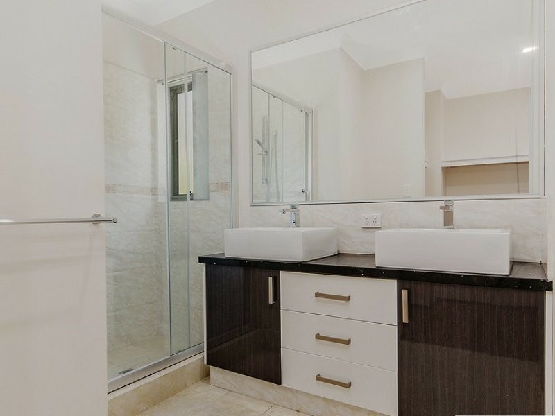 71b Perham Crescent, Leda WA 6170