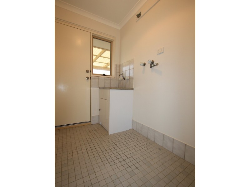 63 Kurrajong Road, Safety Bay WA 6169