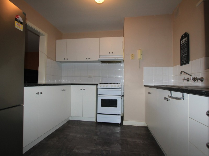 10/24 Morrit Way, Parmelia WA 6167