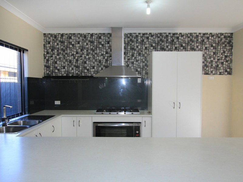 35 Serenity Street, Wellard WA 6170