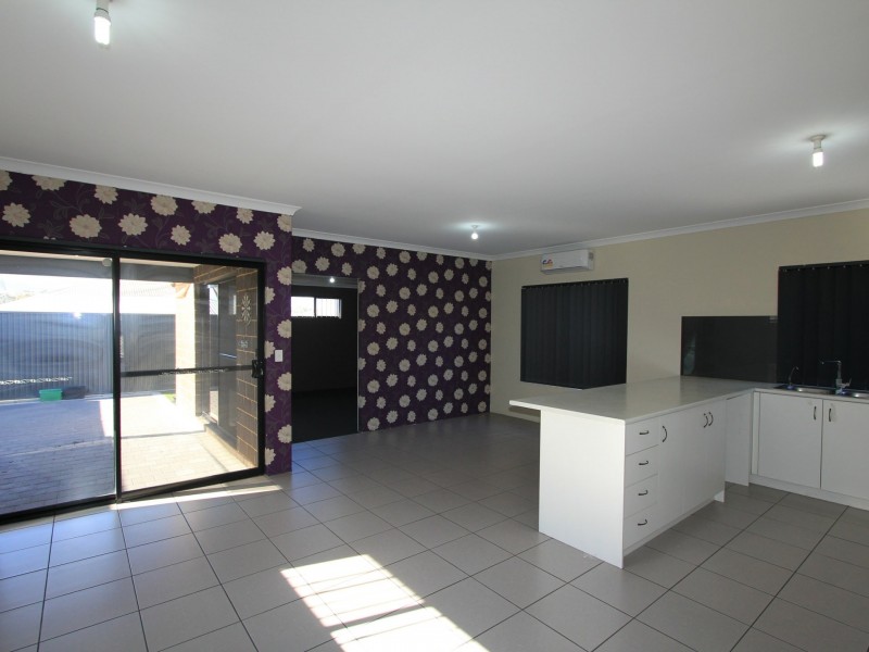 35 Serenity Street, Wellard WA 6170