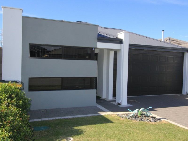 35 Serenity Street, Wellard WA 6170