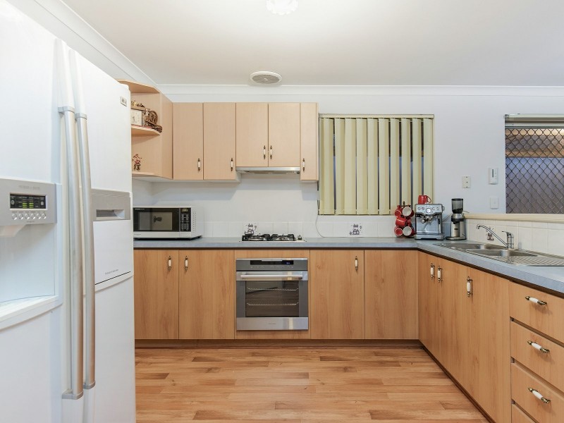 25 Nunney Road, Orelia WA 6167