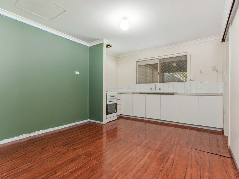 15B Sloan Drive, Leda WA 6170