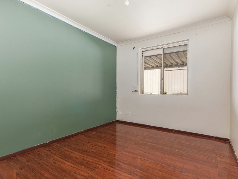 15B Sloan Drive, Leda WA 6170